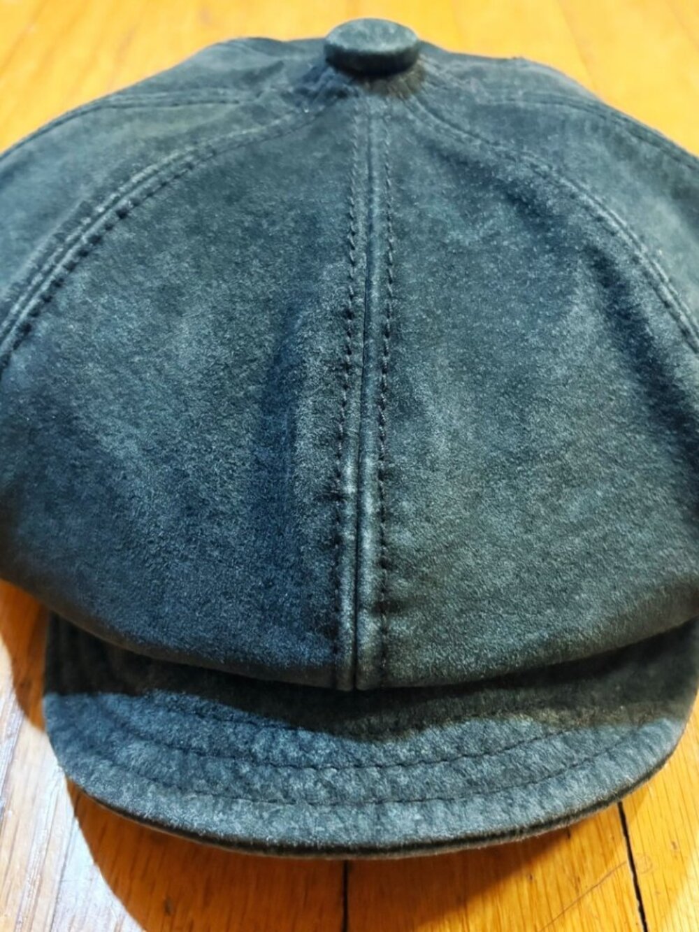 Liz Claiborne Y2K Suede Newsboy Cap Black Minimalist Cabbie Hat - Picture 2 of 6